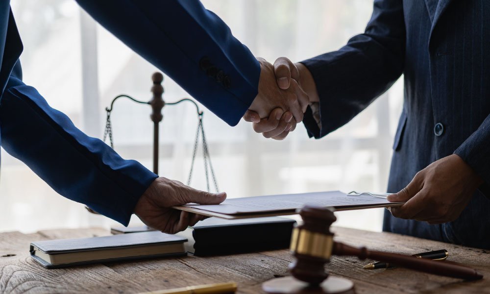 know before hiring a lawyer